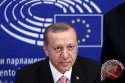 Turki Tak Akan Berhenti Mengebom Petempur Kurdi di Suriah