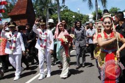 Bupati Emil Mulai Blusukan Kawasan Pesisir Trenggalek