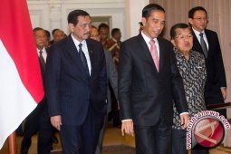 Presiden Jokowi Tiba di Jakarta