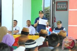 Bupati Bone Bolango Santuni Kaum Dhuafa