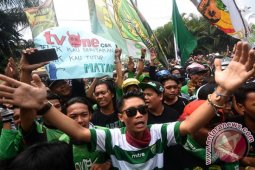 Arek Bonek Minta DPRD Akui Persebaya Karang Gayam