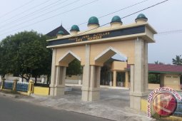 Mukomuko gelar sholat kusuf di Masjid Jamik