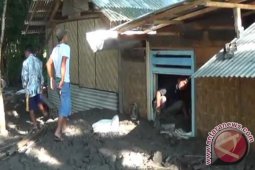 Bangunan Warga Rusak Diterjang Banjir Lahar  Dingin Kelud