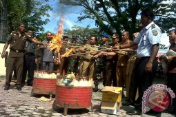 Kejari Meulaboh Musnahkan Narkotika