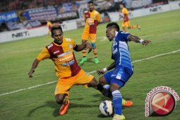 Arema Kalahkan Gresik United 3-1