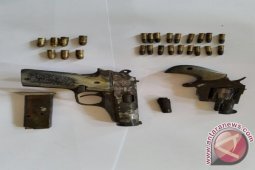 Polres Banjarbaru Menangkap Residivis Miliki Senjata Api