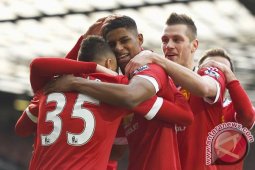Manchester United rusak pesta West Ham
