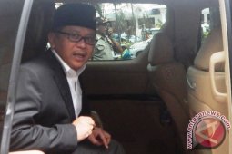 Sekjen PDIP: Risma Menolak Maju Pilkada DKI