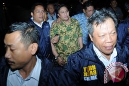 Polisi Ancam Ivan Haz Penjara 10 Tahun