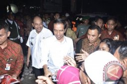 Jakowi  Menyapa Warga Tebing Tinggi