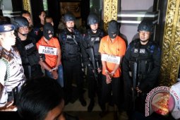 Polda Kalsel Tangkap Tersangka Pembunuhan Di Stal