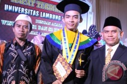 Mahasiswa asal HSU Raih Nilai Tertinggi Tehnik UNLAM