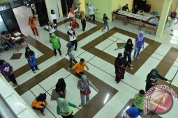 Tabalong Distributes KUBE Capital Assistance