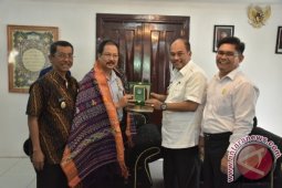 Walikota Terima  BNNP Dan Kanwil Hukum Keimigrasian.