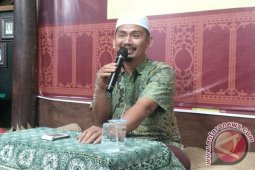 Umat Islam Lemah Akibat Jauh dari Al-Qur'an