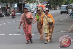 Satpol PP Tulungagung Selidiki Dugaan Mobilisasi Pengemis Jalanan
