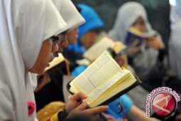 Brigadir Polisi di Palembang umrahkan penghafal Al Quran