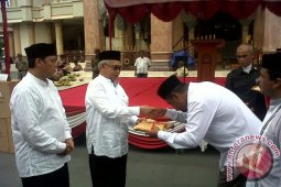 Gubernur Janjikan Jalan Terowongan Barat Selatan Aceh