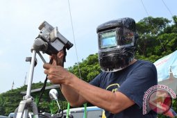 Antusias Warga Saksikan GMT