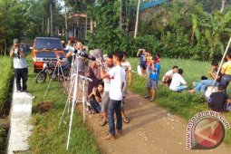 Pegiat Astronomi Trenggalek Ajak Siswa Amati "GMT"