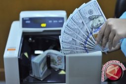 Giliran Kurs dolar AS terus melemah, Ada apa?