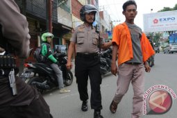 OPERASI JURU PARKIR LIAR
