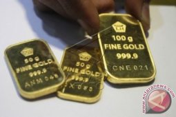 Emas turun setelah menguat selama empat hari
