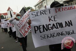 Tuntut Bubarkan Densus 88