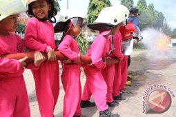 Pemkab Tulungagung Larang Siswa TK Naiki Mobil Pemadam