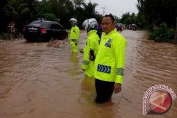 BPBD Bengkulu salurkan logistik 720 korban banjir