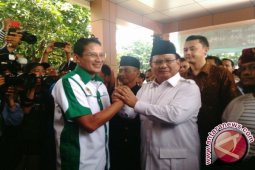 Prabowo Hormati Keputusan Ahok Maju Independen