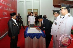 Gubernur Babel Lantik 19 Pejabat