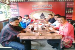 AKS Sediakan Kopi Spesialty di Kota Salak