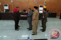 DPRD Padangsidimpuan Sepakat Bahas 10 Raperda