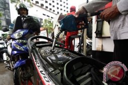 Peluang Harga BBM Naik pada 2017 masih "50:50"