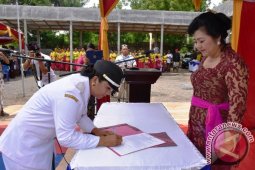 Bupati Karangasem Lantik Perbekel Tianyar Tengah