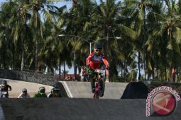 Elga dan Therkelsen Juara BMX Internasional Banyuwangi