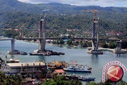 Presiden Resmikan Jembatan Terpanjang di Indonesia Timur