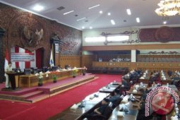 DPRD sampaikan pandangan umum terhadap LKPJ gubernur