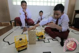 Juara Robo Cup Singapore Open