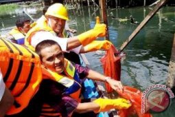 Kaltim Kembali Galakkan Program Kali Bersih