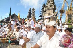 70 Tahun Jalan Pendakian I Gusti Bagus Arthanegara (10)