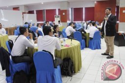 Karyawan Bank Kalsel Dibekali Ilmu Graphology
