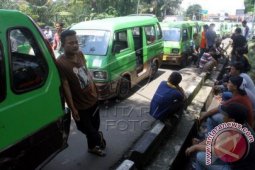 Sopir Angkot Kota Bogor Gelar Aksi Damai
