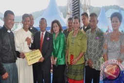 Sukran Salurkan Dana Hibah Rp1.37M ke Gereja