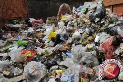 Buang Sampah Sembarangan, Puluhan Warga Disidang