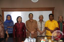 Pemkab Asahan Serahkan LKPD 2015 ke BPK
