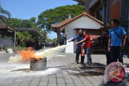 Antisipasi Bahaya Kebakaran, BNI Gelar Simulasi Bencana