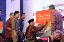 Awang Faroek  Pelopor Perubahan yang Gigih