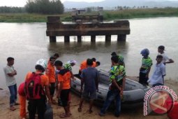 SAR : Dua Pemudi Tewas Dihempas Ombak